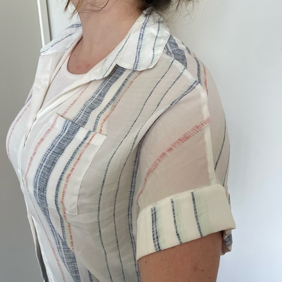 Flowy Button Down - Picture 4 of 6